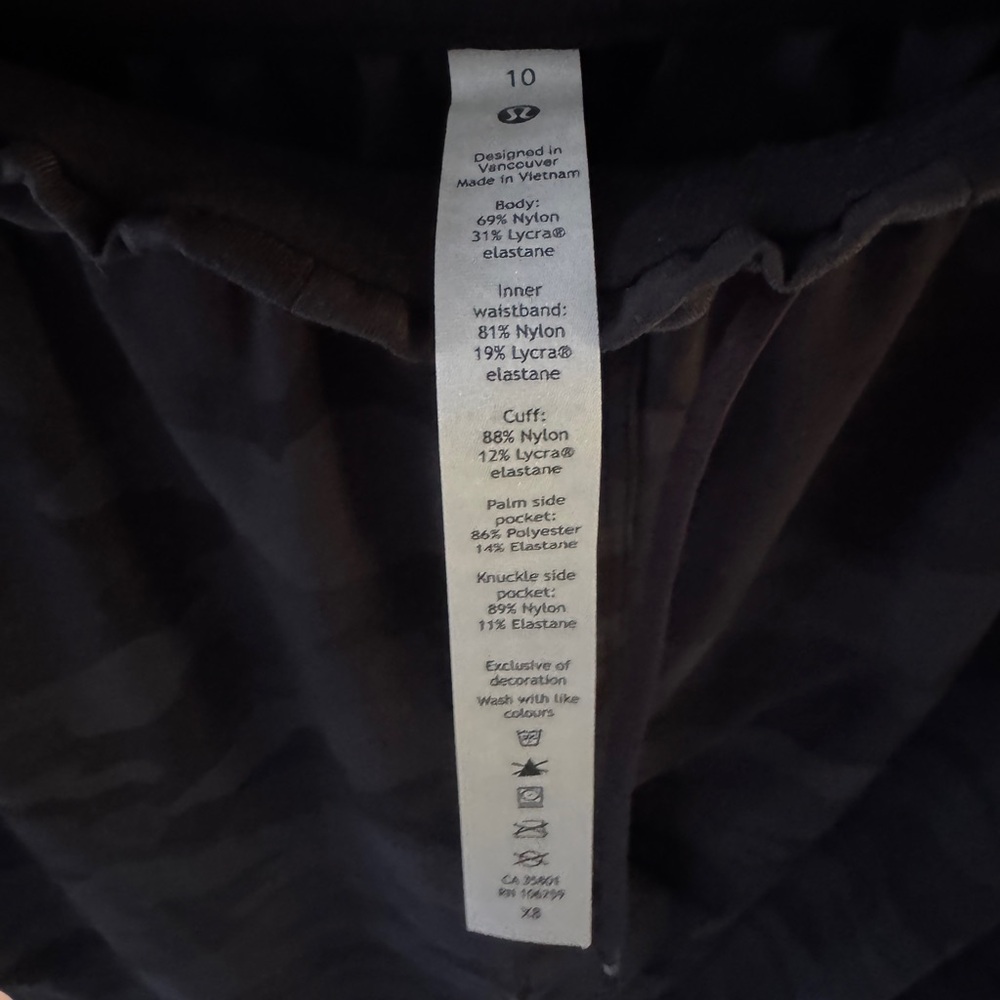 Lululemon Stretch High-Rise Jogger *Full Length - Picture 3 of 4